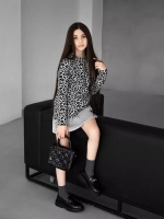 Лонгслив для девочки леопард