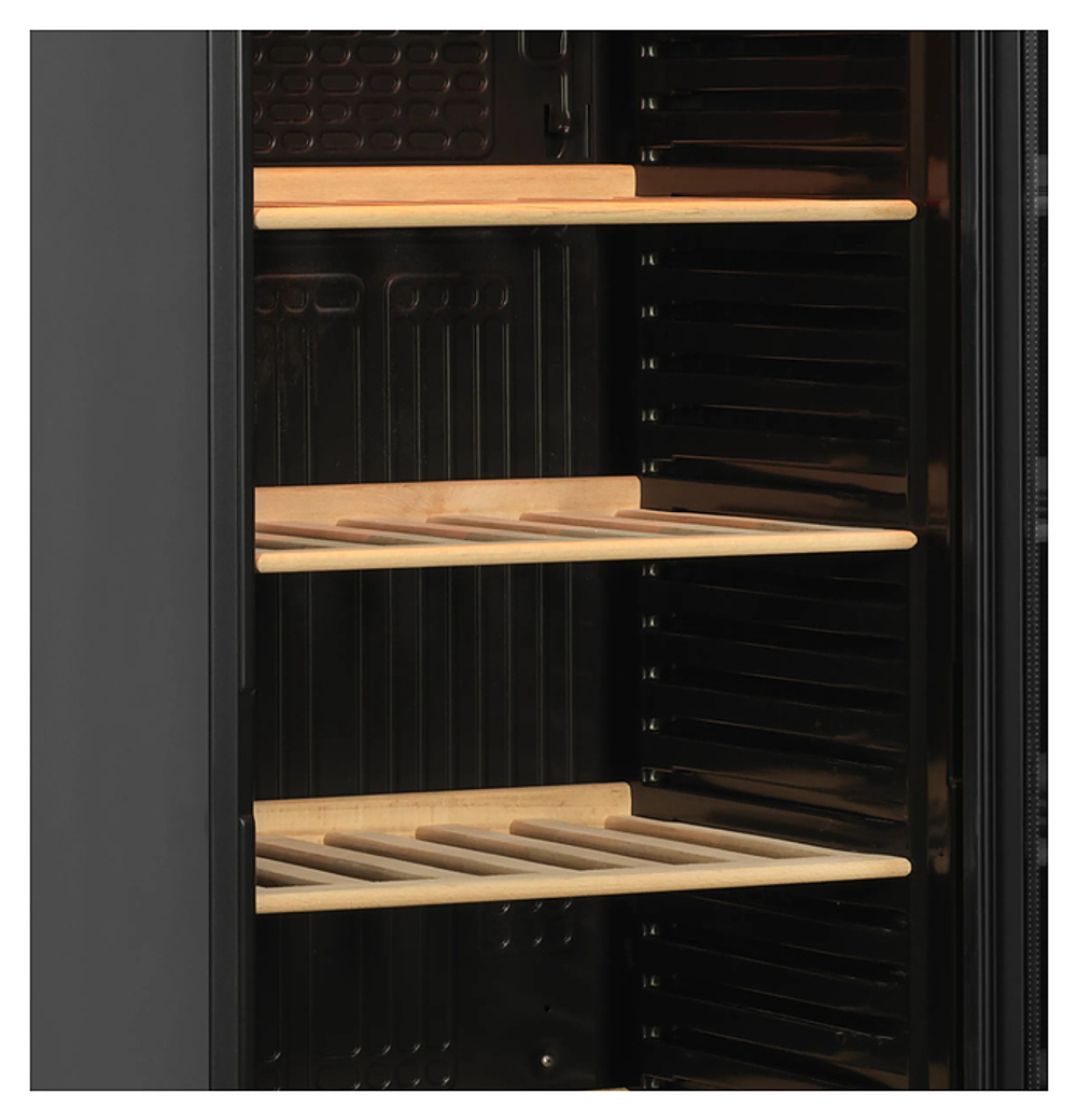 Шкаф винный TEFCOLD CPP1380E черный