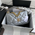 Chanel 19 Large 30 cm