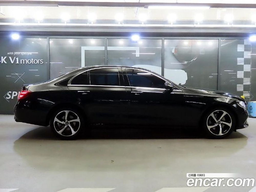 Mercedes-Benz E-Class W213 E250 Avangarde (06.2020)
