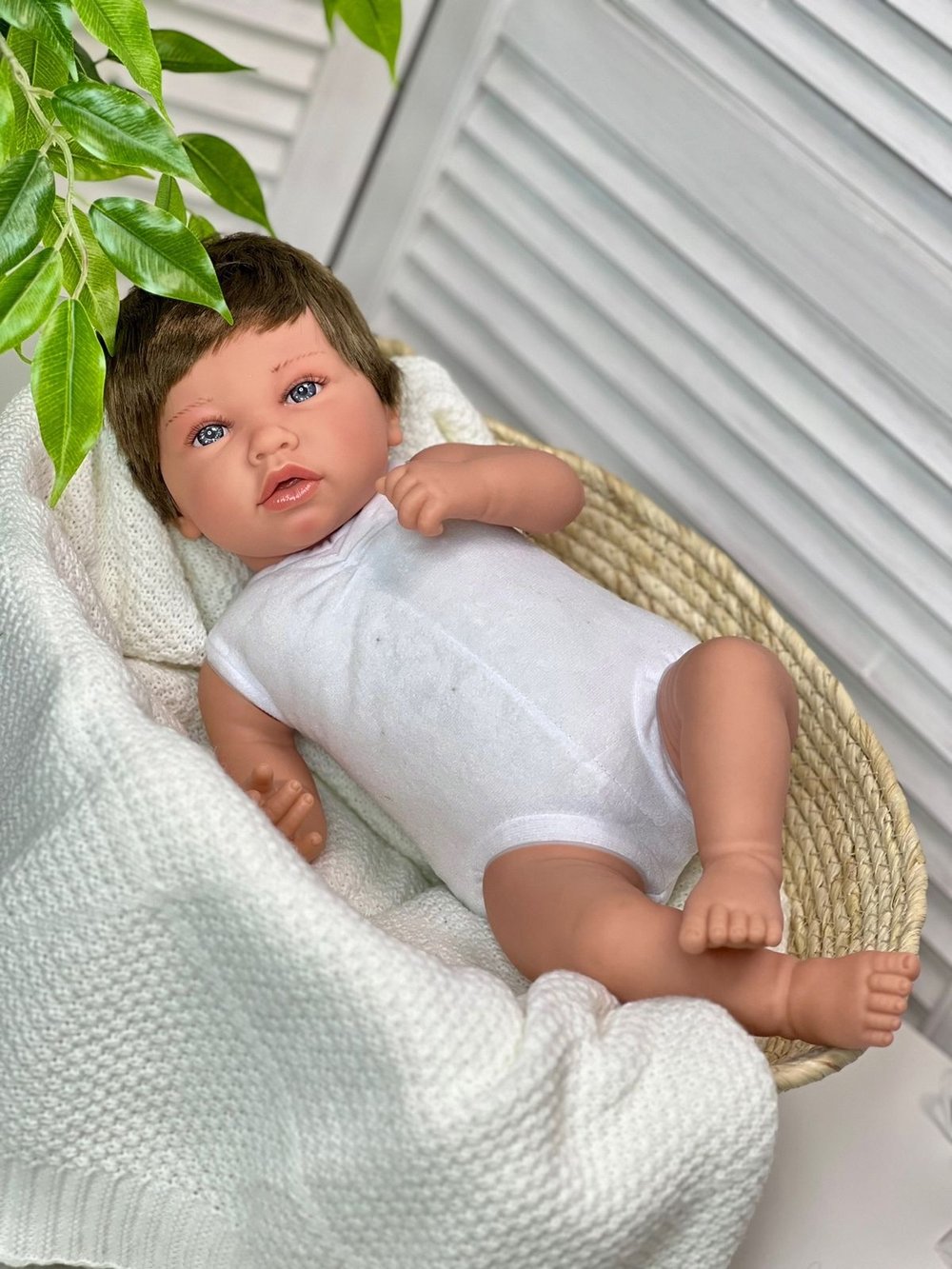 Кукла Marina and Pau 45 cм Luka мягконабивная с пледом в пакете (1245K)