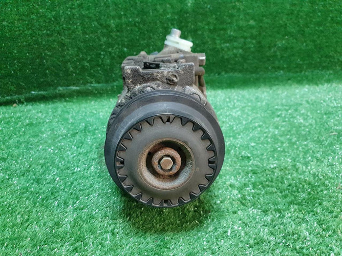 Компрессор кондиционера Mercedes C w203 (04-08)
