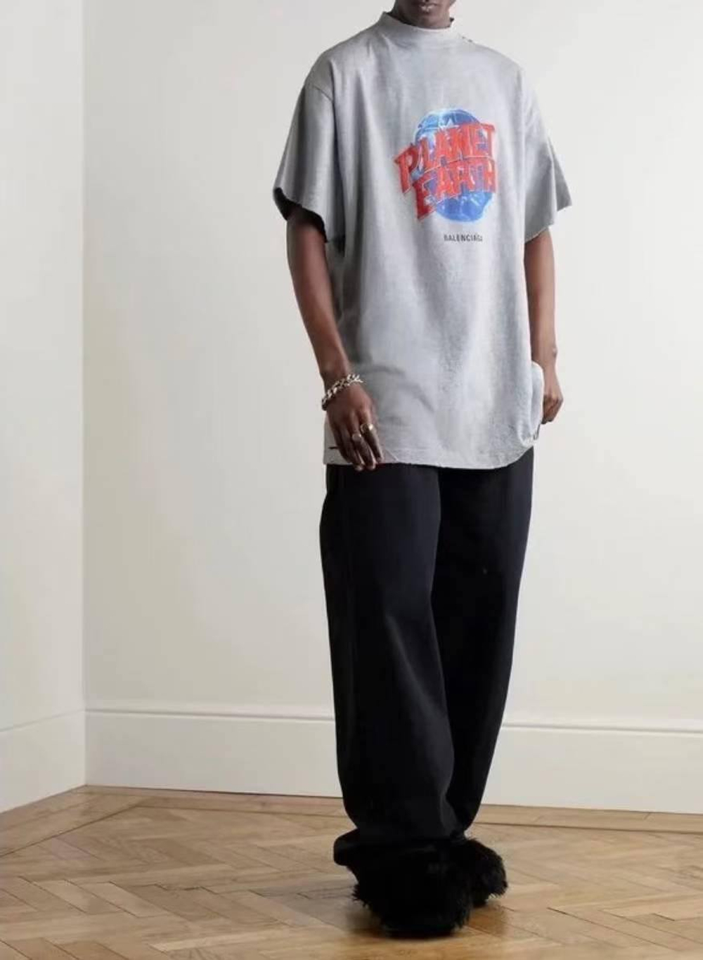 Футболка Balenciaga