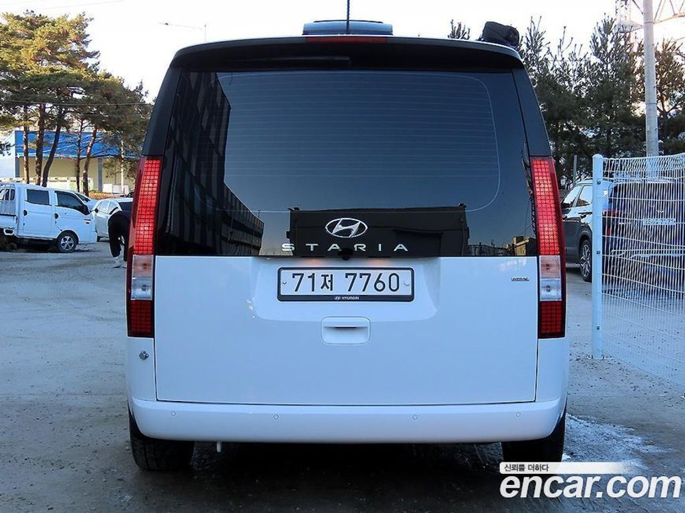 Hyundai Staria 4WD 캠핑카 (04.2022)