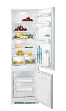 Встраиваемый холодильник Hotpoint-Ariston BCB 332 AI