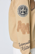 Свитшот с круглым вырезом