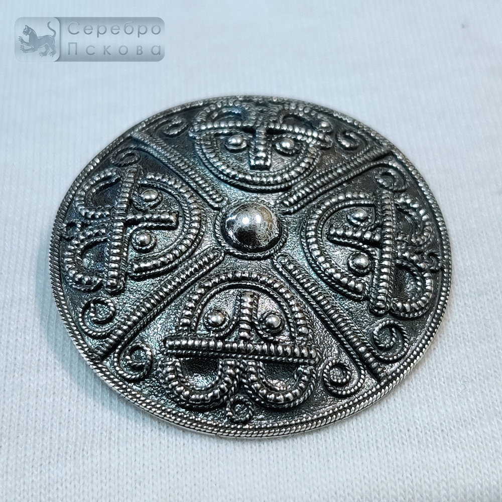 Брошь "Варяжской гостьи"