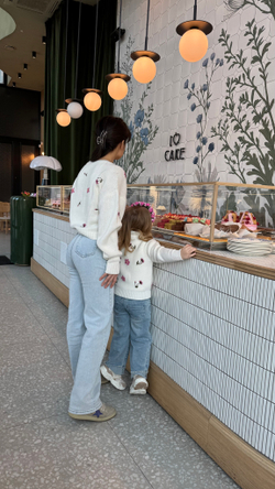 Кардиган с цветами взрослый