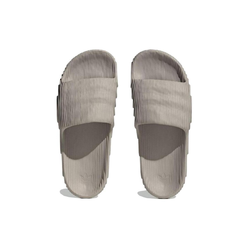 Сандалии и Сланцы Adidas Originals, HQ4670