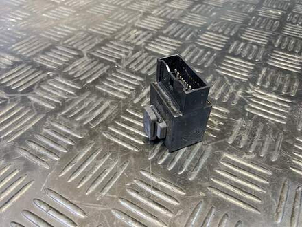 Реле бензонасоса Yamaha FZ1 Fazer RN17