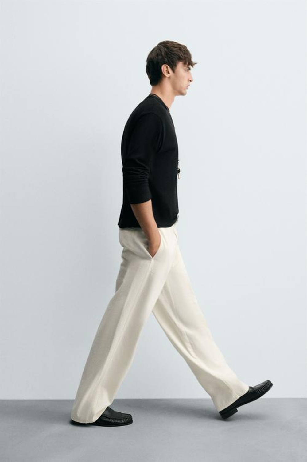 ZARA БРЮКИ ЧИНОС ИЗ ХЛОПКА И КОНОПЛИ, БЕЛЫЙ