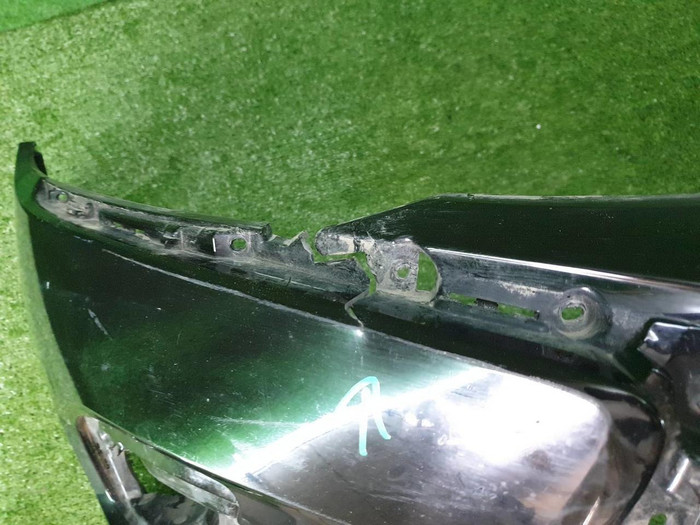 Бампер передний Lada Granta (2018-н.в.)