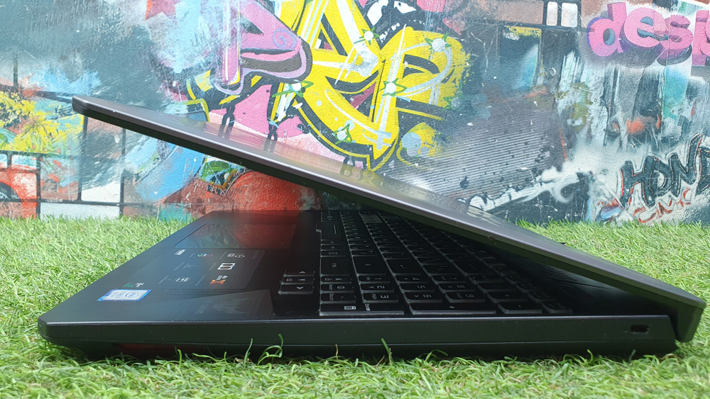 игровой ASUS i7-8/8 Gb/GTX 1050 4 ГБ/FHD/ TUF Gaming FX505GE-BQ165T [90nr00s1-m04190]