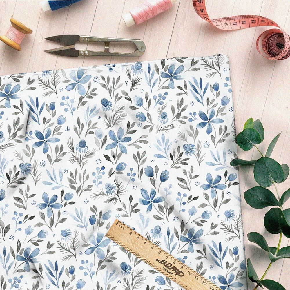 Ткань блэкаут незамысловатые цветы с листьями