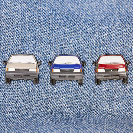 Значок автомобиль Восьмерка 2108 / Девятка 2109 / 21099