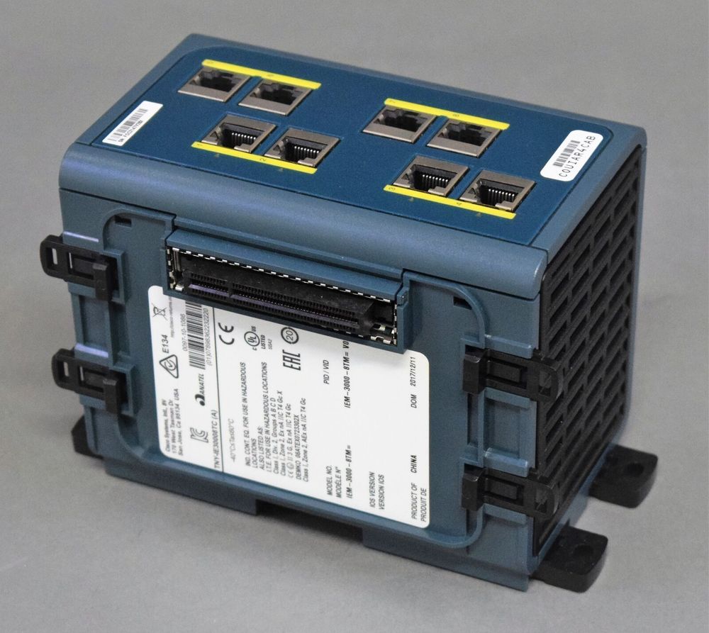Б/у промышленный Ethernet-коммутатор Cisco IEM-3000-8TM