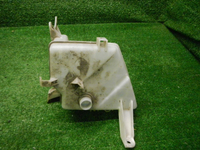Бачок омывателя Toyota Auris 1 (06-12)