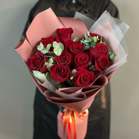 Монобукет из 11 красных роз