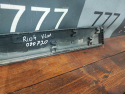 Накладка двери передней правой Kia Rio 4 X-Line 17-нв Б/У Оригинал 87714H0500