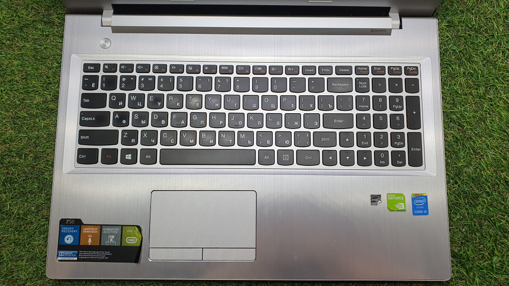 Ноутбук Lenovo i5/6Gb/GT 820M 2Gb/FHD