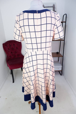 Платье Devita приятного оттенка,визуально 50 размер