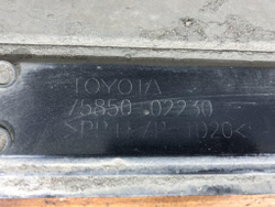 Накладка порога правого Toyota Corolla (E210) 18-нв Б/У Оригинал 7585002230