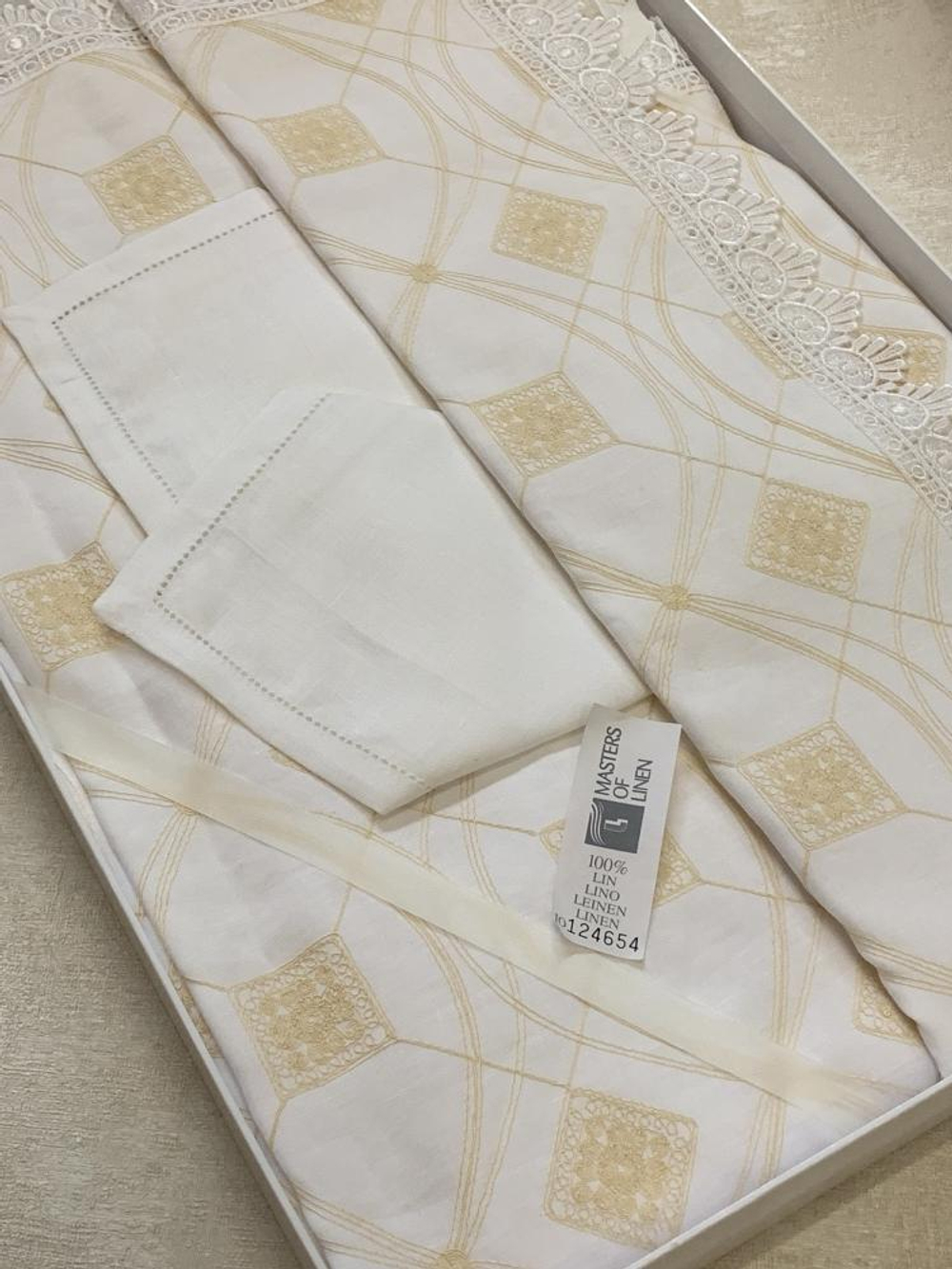 Скатерть 170х270 и 12 салфеток Gamba 1732 Panna молочная