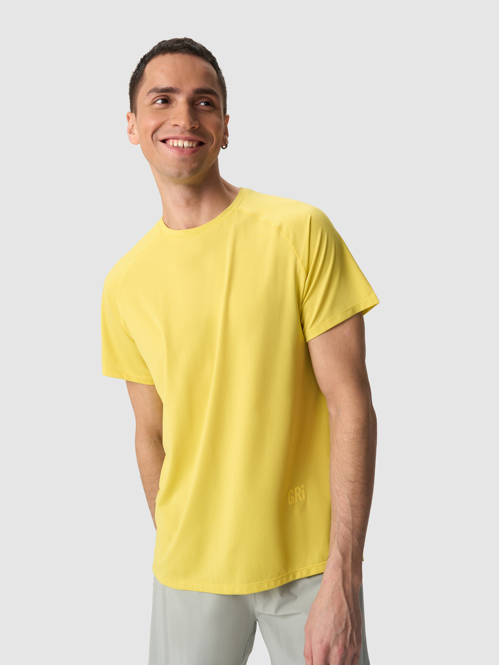 Футболка мужская GRI Весна жёлтая