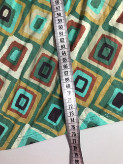 Блузка с яркими узорами, визуально на 46 размер