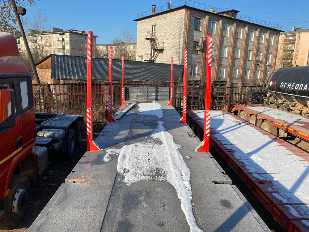 САВ (СпецАвто-Восток) 9318* Полуприцеп тяжеловоз 2 оси 931802E8 (Не раздвижной)