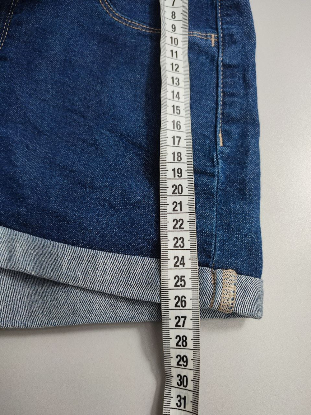 Шорты джинсовые на 9-10 лет