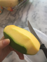 манго из Тайланда. сорт «Нам Док Май»