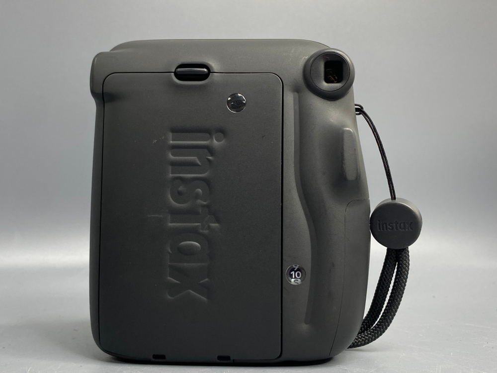 FujiFilm Instax Mini 11