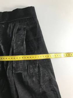 Шорты Одевайся Легко блестящие, маркировка S,визуально на 44 размер, новые