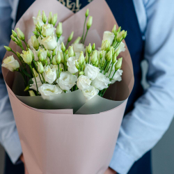 Букет лизиантусов Нежный