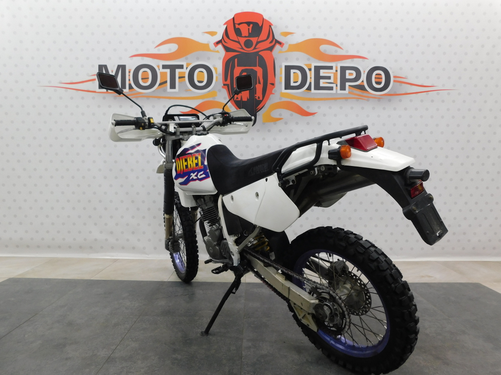 Suzuki Djebel 250 XC, 2000