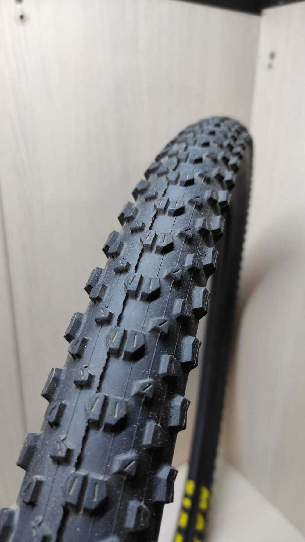 Maxxis 27.5 2.2 hotsell