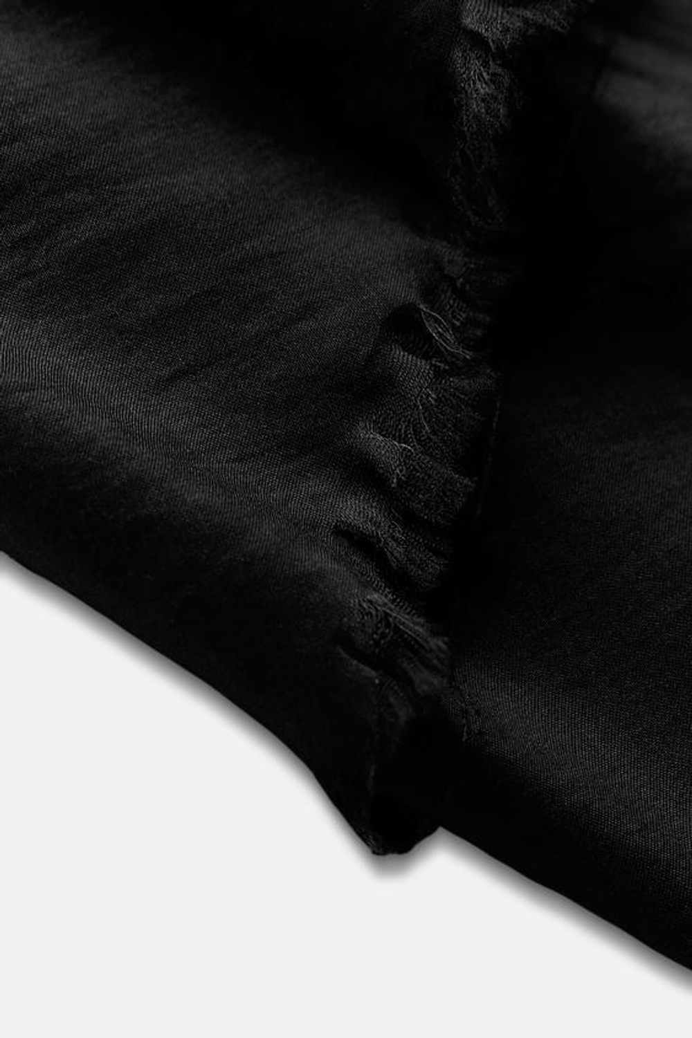 ZARA ТОП С ВОЛАНАМИ И НЕОБРАБОТАННЫМ И КРОМКАМИ — ZW COLLECTION, ЧЕРНЫЙ