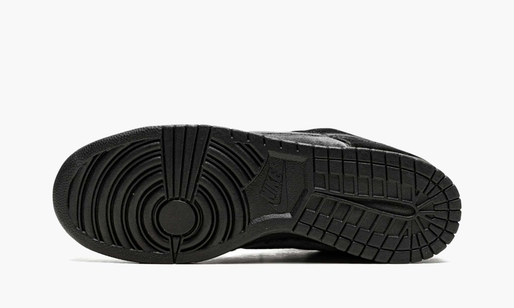 Dunk Low "Dover Street Market - Triple Black Velvet"