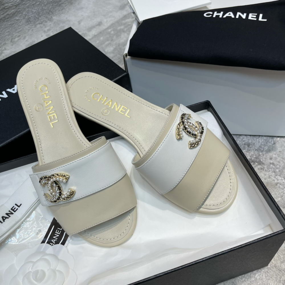 Chanel Slides