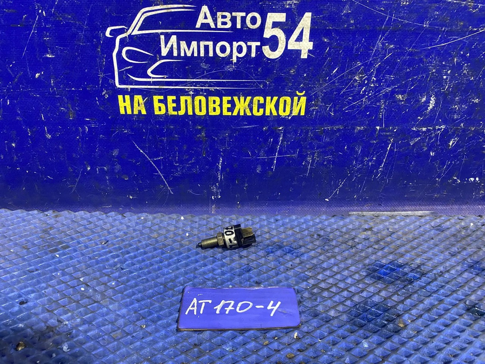 Датчик педали тормоза TOYOTA CORONA 1988