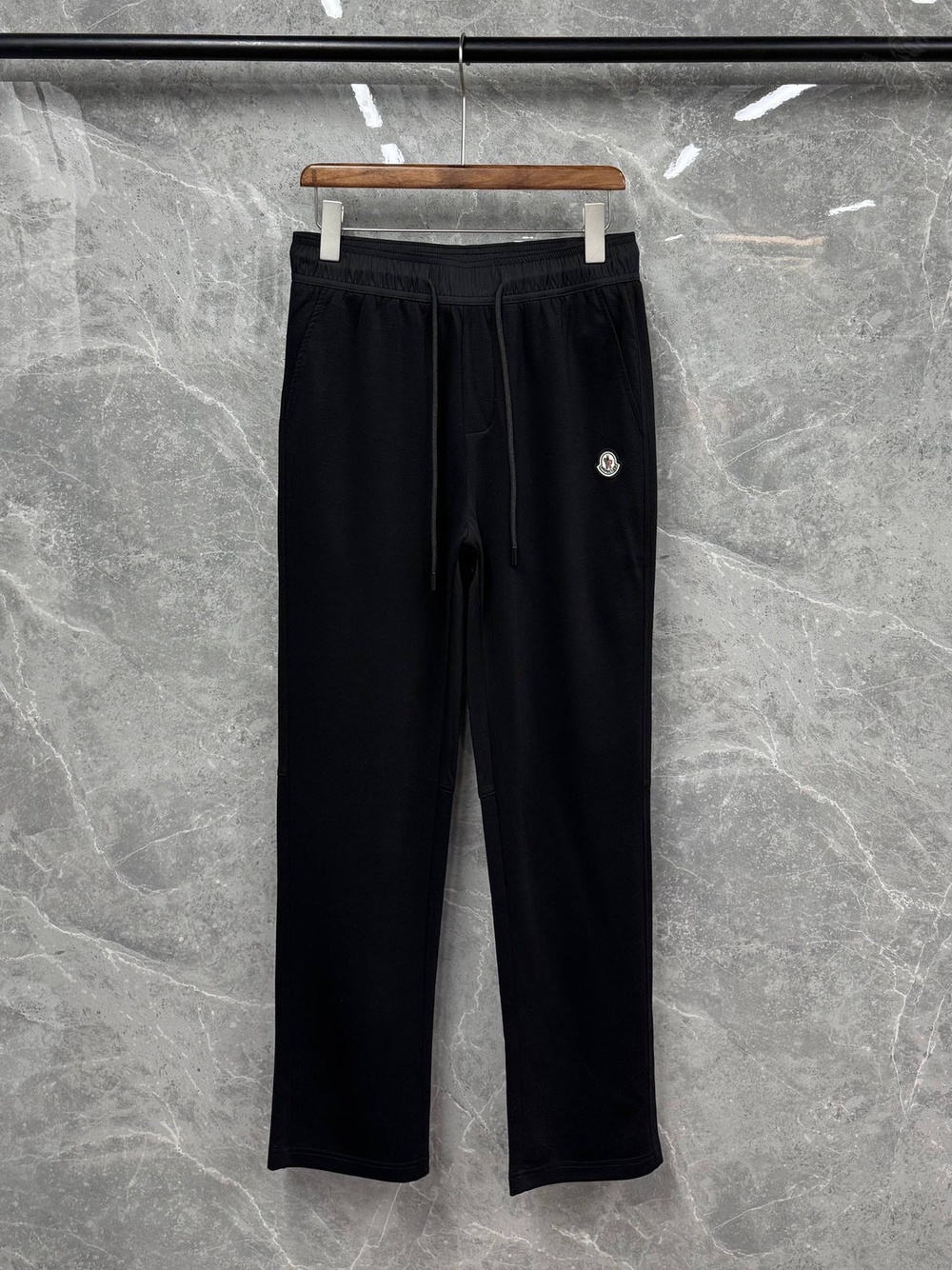 Спортивные штаны Moncler