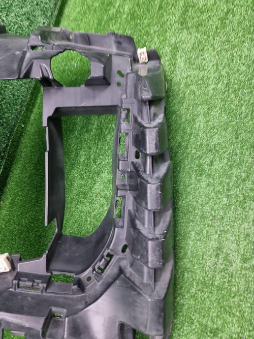 Кронштейн бампера левый BMW X1 F48 (2019-2022)