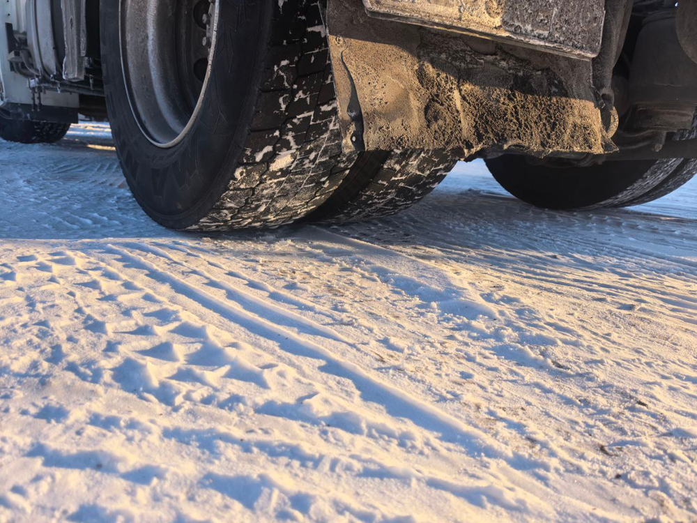 VALDAI 45 4x2 Седельный тягач FB2R13 (Дизельный, 11.8 л, 470 л.с. АТ)