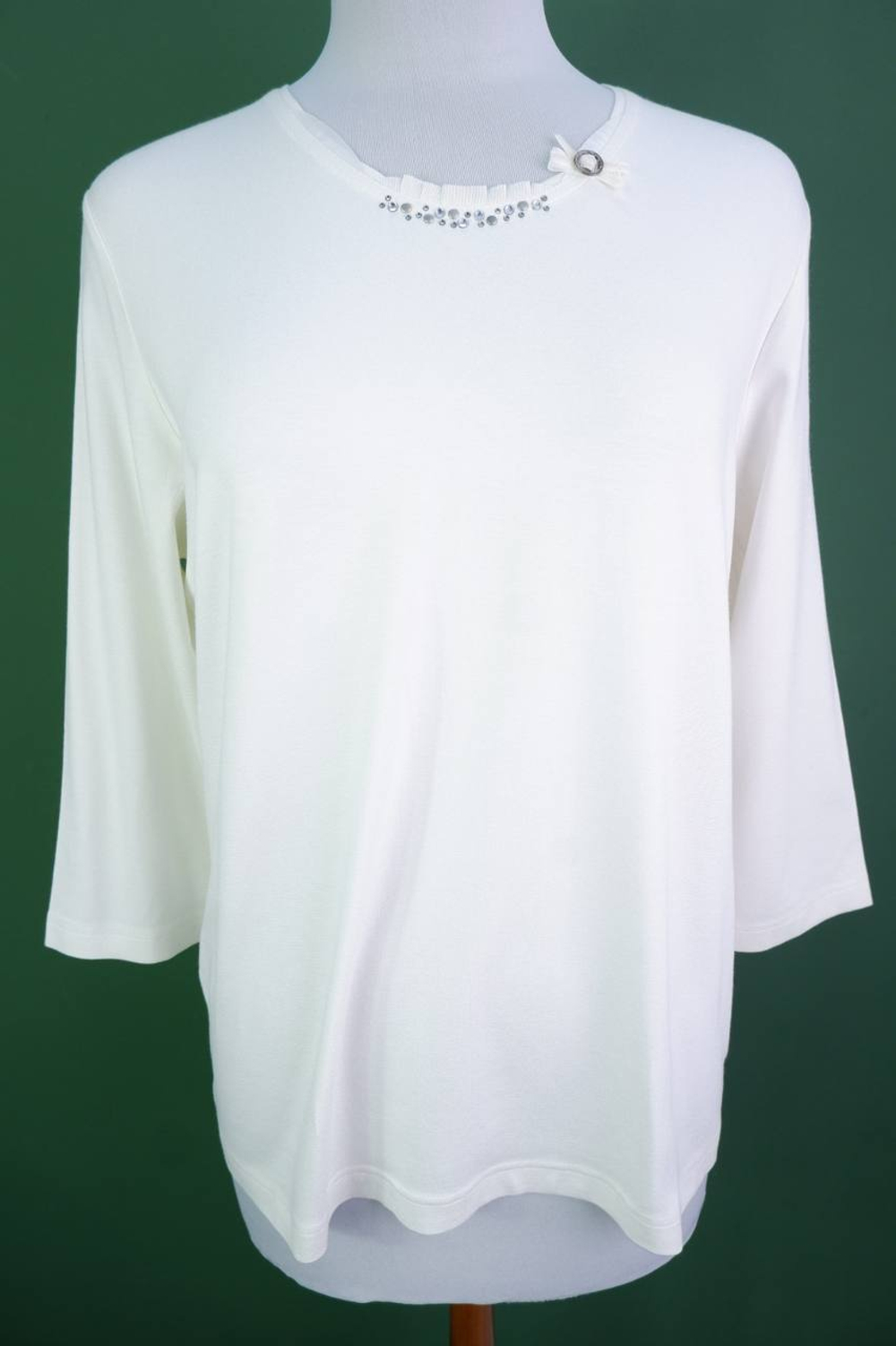 Блузка приятная к телу, маркировка 46, визуально на 52 размер