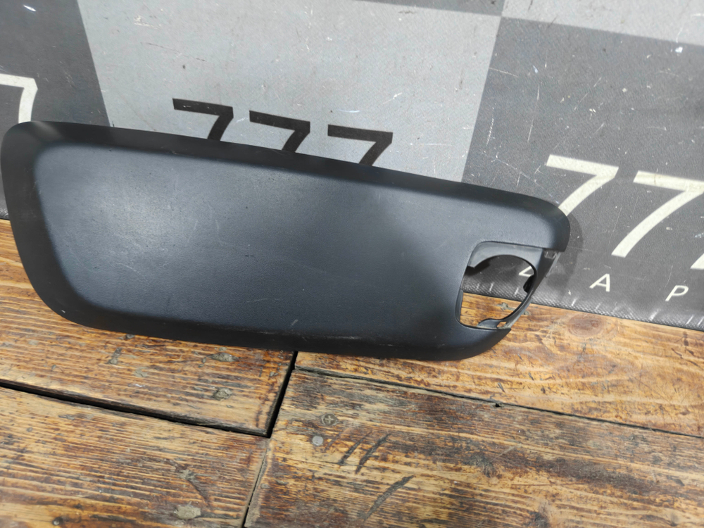 Накладка переднего бампера правая Renault Sandero 2 Stepway 13-22 Б/У Оригинал 620757336R