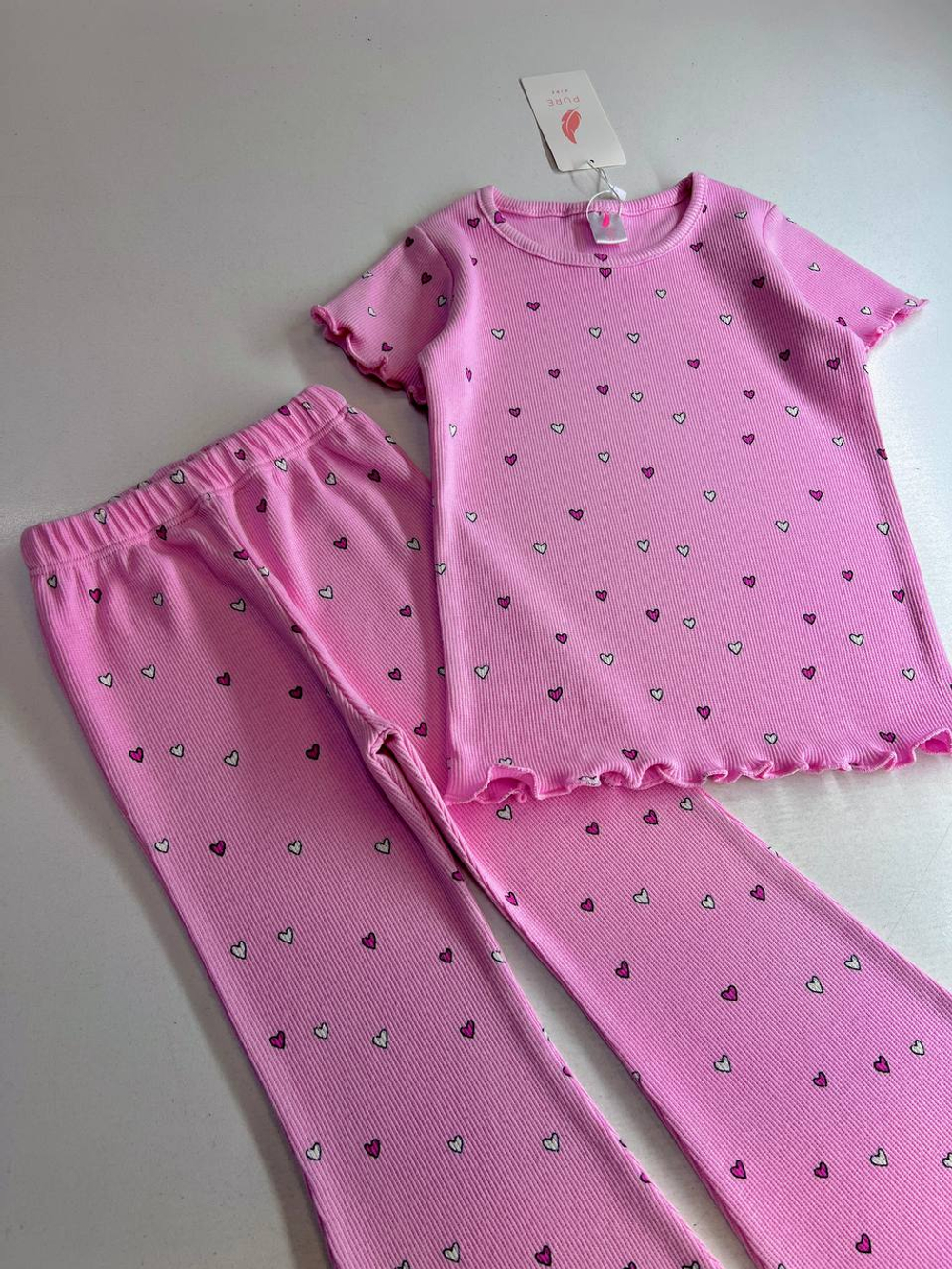 Бело-красные сердечки - двойка для девочек 2 600 тг./шт. (оптом - цена за 5 размеров)