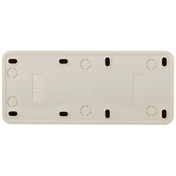 Розетка Intro Quadro 2-205-11 без заземления трехместная 3х2P 16А-250В IP20 открытой установки сосна