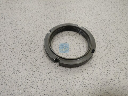 Гайка вала вторичного 238-1701194