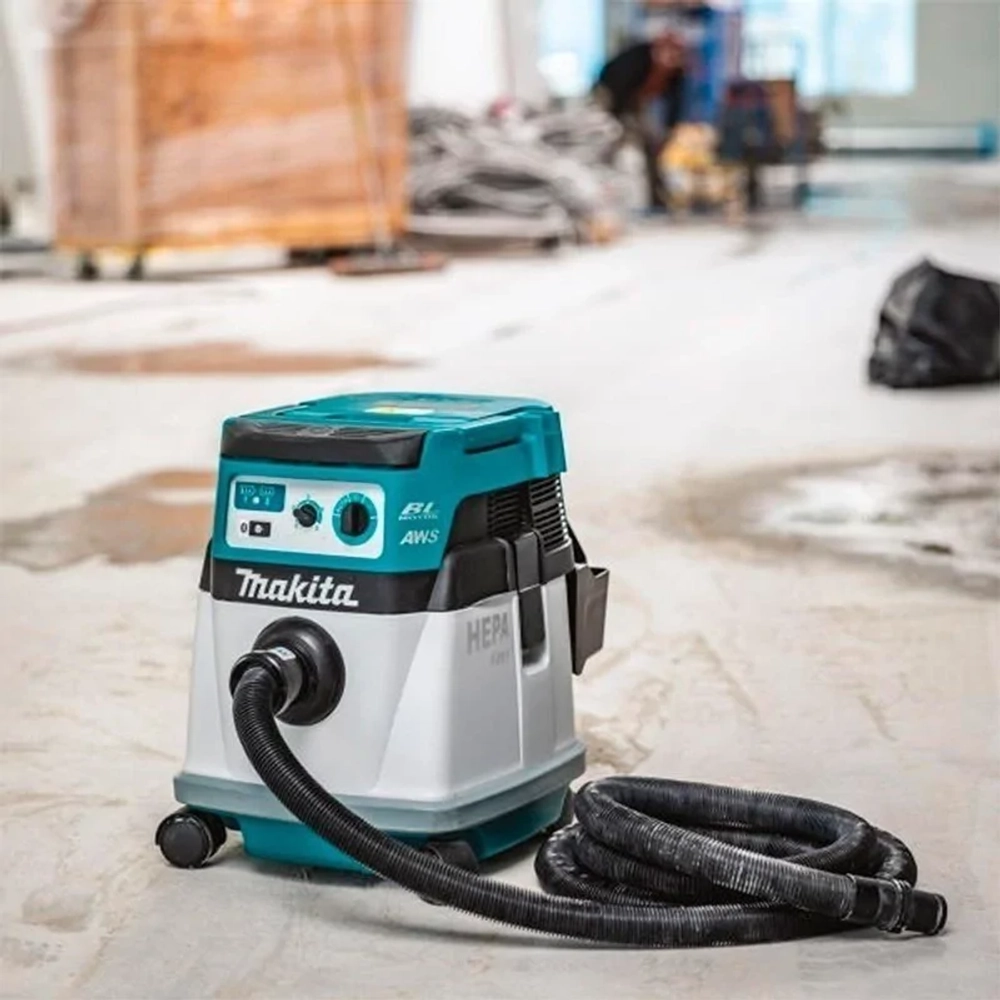 Пылесос Makita DVC154LZ